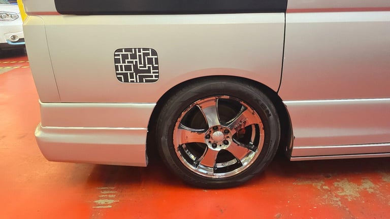 2005 Nissan Elgrand 4wd 2.5 Nismo modified Ready to go  Petrol Automatic