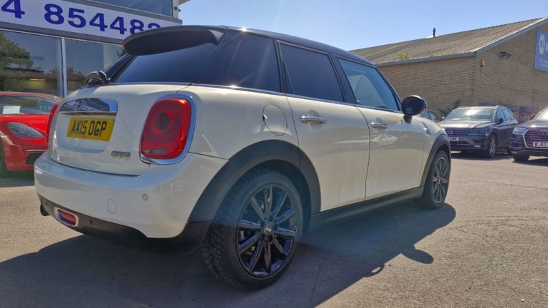  Mini Hatchback 1.5 Cooper 5dr Petrol