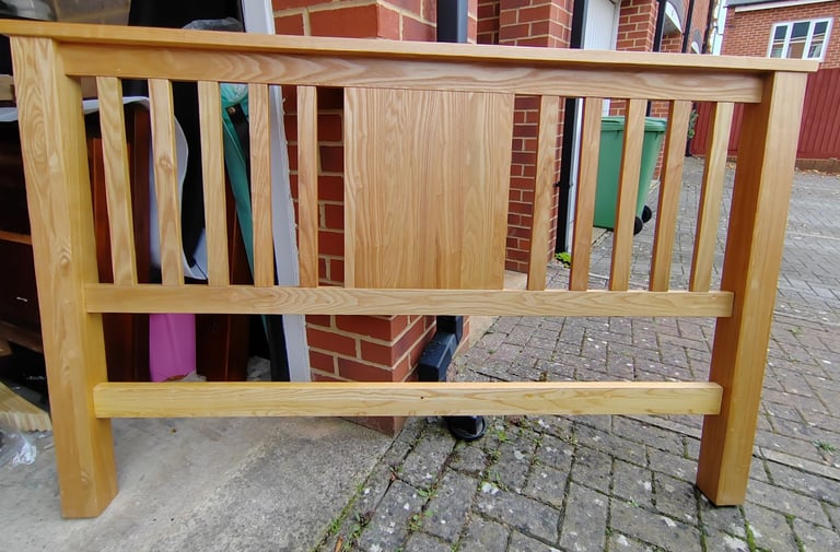 image for King-size bed 