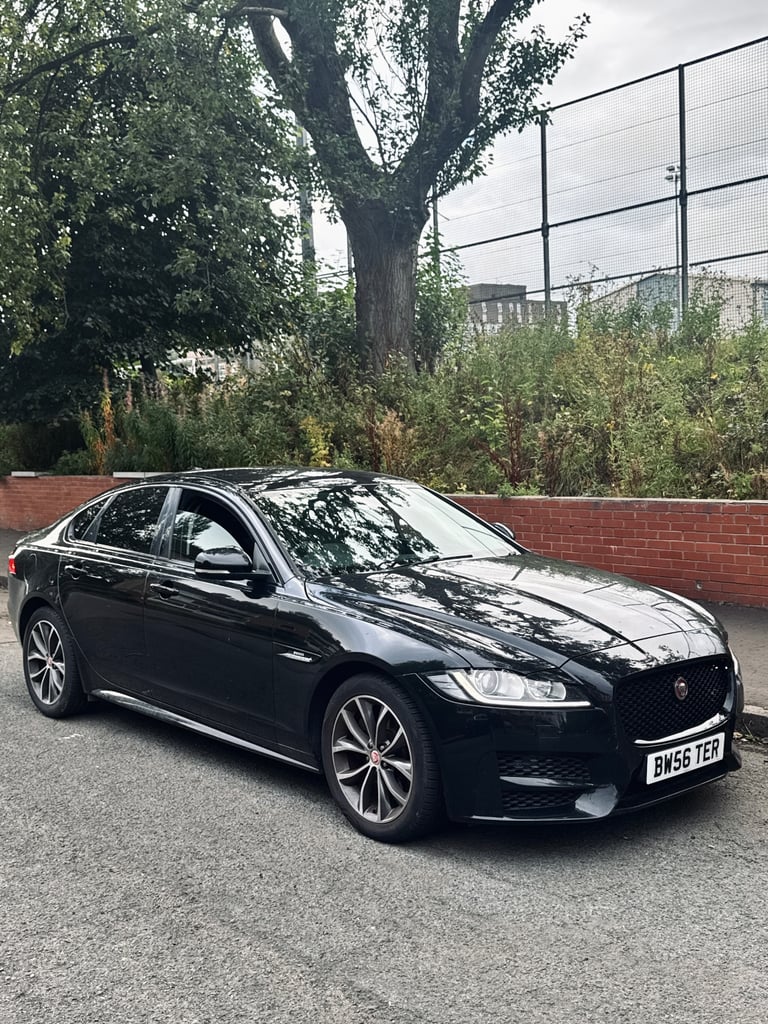 image for Jaguar, XF, Saloon, 2016, Other, 1999 (cc), 4 doors