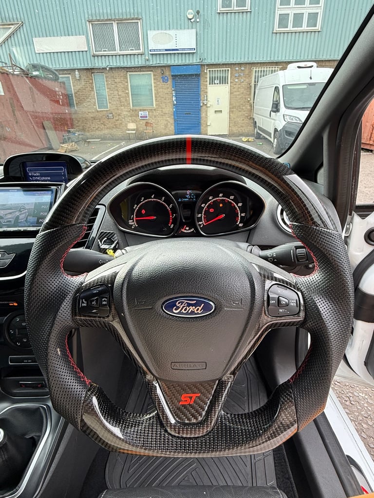 2015 (65) Ford Fiesta ST180 1.6 | 3dr | Petrol | Manual | White | 91,744 Miles