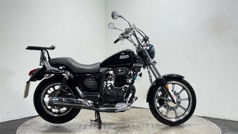 Lexmoto Michigan 2021 ONLY 1K MOT WARRANTY 125CC CRUISER BIKE LEARNER