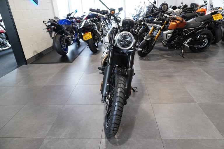 Triumph Scrambler 1200X, 2025, Jet Black. IN STOCK NOW