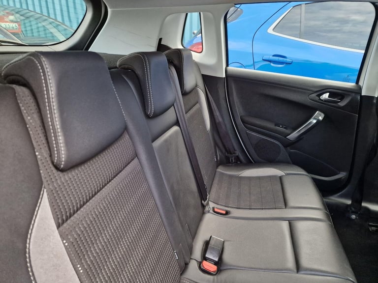 2018 Peugeot 2008 1.6 BlueHDi Allure Euro 6 (s/s) 5dr HATCHBACK Diesel Manual