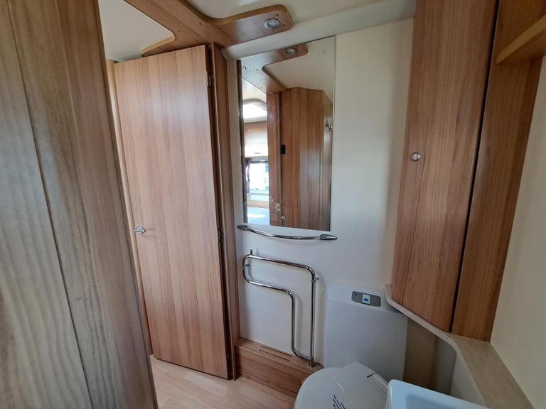 2012 Bailey Unicorn Barcelona