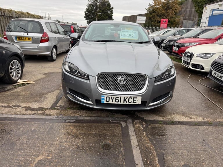 JAGUAR XF 2.2d Luxury Auto Euro 5 (s/s) 4dr 2011