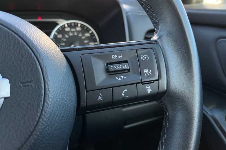 2021 Nissan Qashqai 1.3 DiG-T MH Acenta Premium 5dr HATCHBACK PETROL Manual