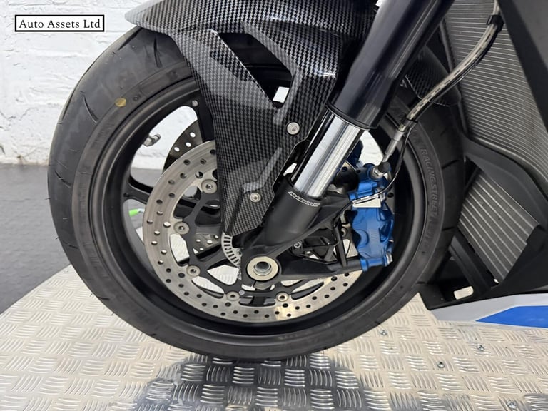 2024 BMW M 1000 R 1000 Naked Petrol Claw-shifted Euro 5 (209 ps) Naked Petrol Manual