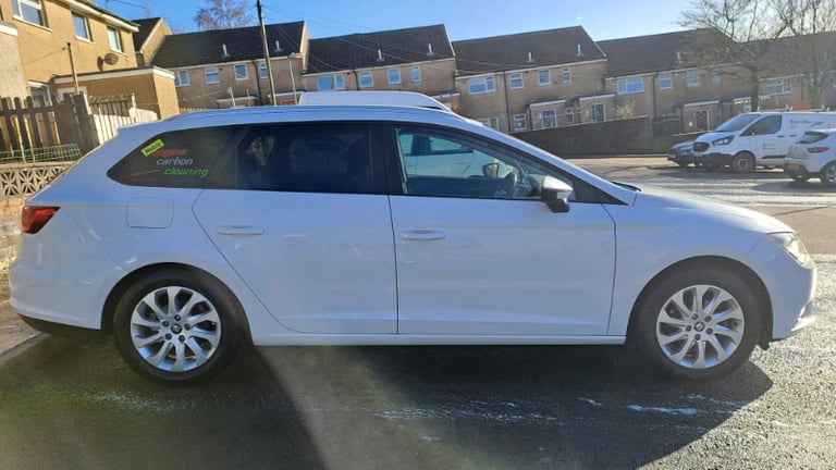 Seat Leon Alloy wheels with tyres
