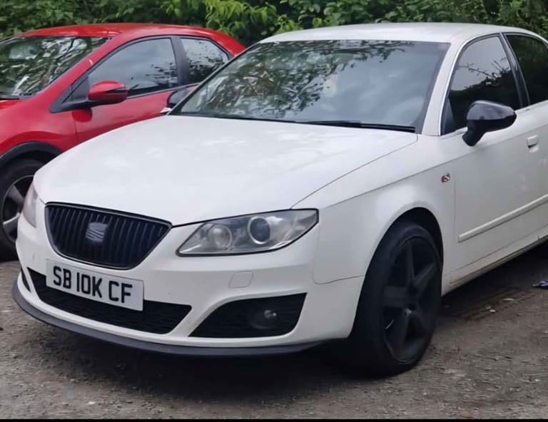 Seat VW EXEO, Saloon, 2010, Manual, 1968 (cc), 4 doors
