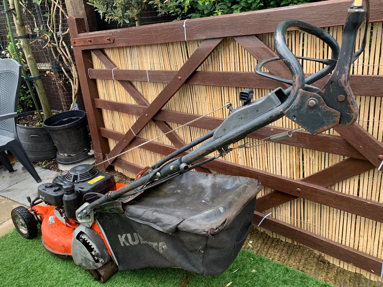 Kubota pro roller lawnmower 