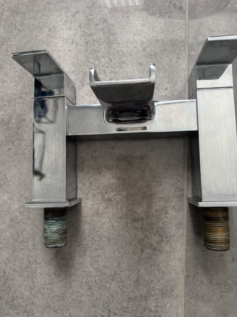 image for Bath tap water fall crome