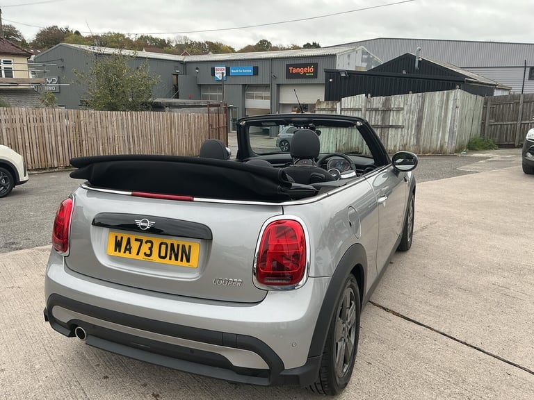 2023 MINI Convertible 1.5 Cooper Classic Convertible 2dr Petrol Steptronic Euro 6 (s/s) (136 ps) ...