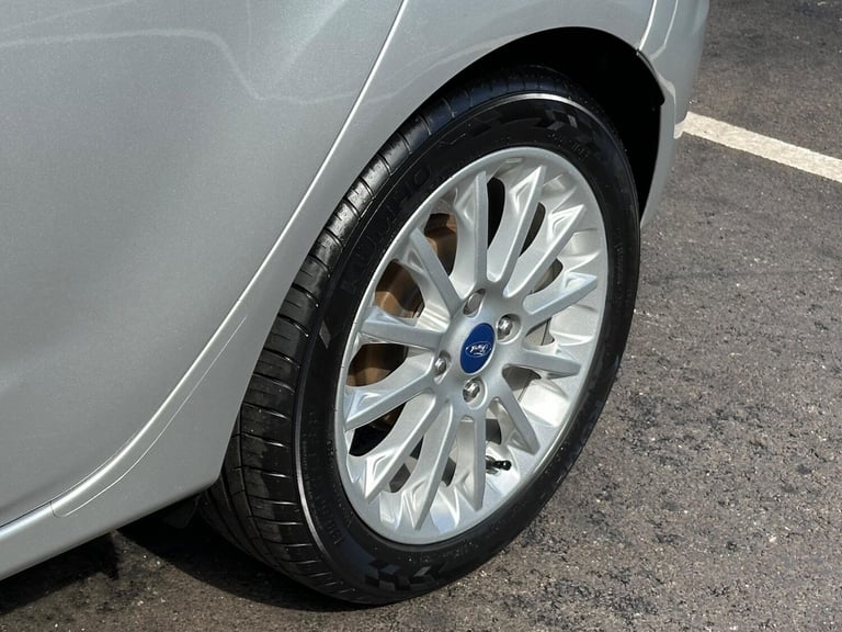 2014 Ford Fiesta 1.0T EcoBoost Titanium X Euro 5 (s/s) 5dr HATCHBACK Petrol Manual