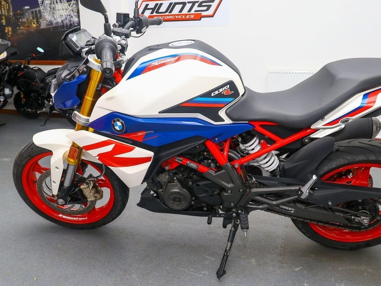 2023 '23 BMW G310R. ONLY 1,182 MILES. Heated Grips. A2 Legal. Great Value £3,695