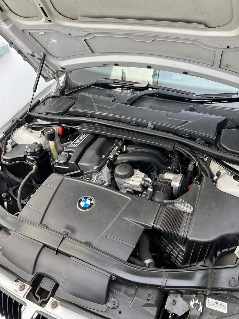 BMW, 3 SERIES, Saloon, 2007, Manual, 1995 (cc), 4 doors