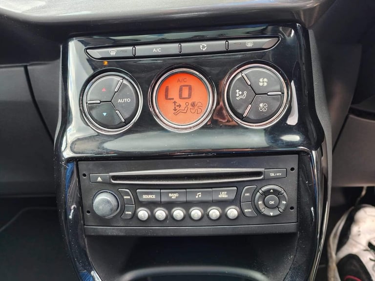 2010 Citroen C3 1.6 VTi Exclusive Auto Euro 5 5dr Hatchback Petrol Automatic