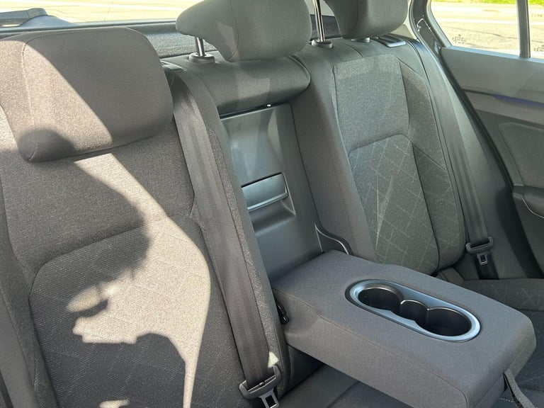 2022 Volkswagen Golf 1.5 TSI Life Hatchback 5dr Petrol Manual Euro 6 (s/s) (130 ps) HATCHBACK Pet...