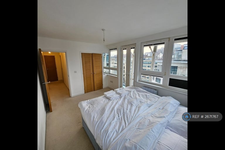 2 bedroom flat in St. Giles Court, Bristol, BS1 (2 bed) (#2671767)