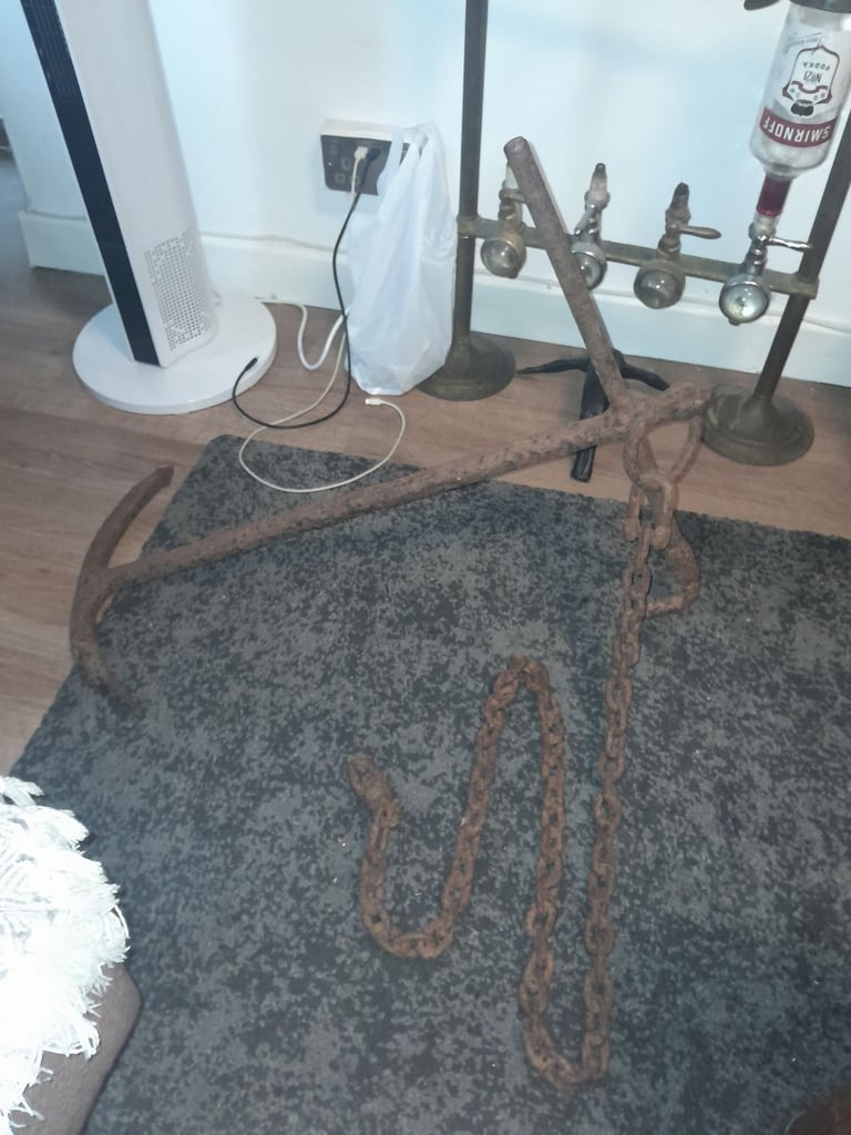 Anchor and 6ft chain