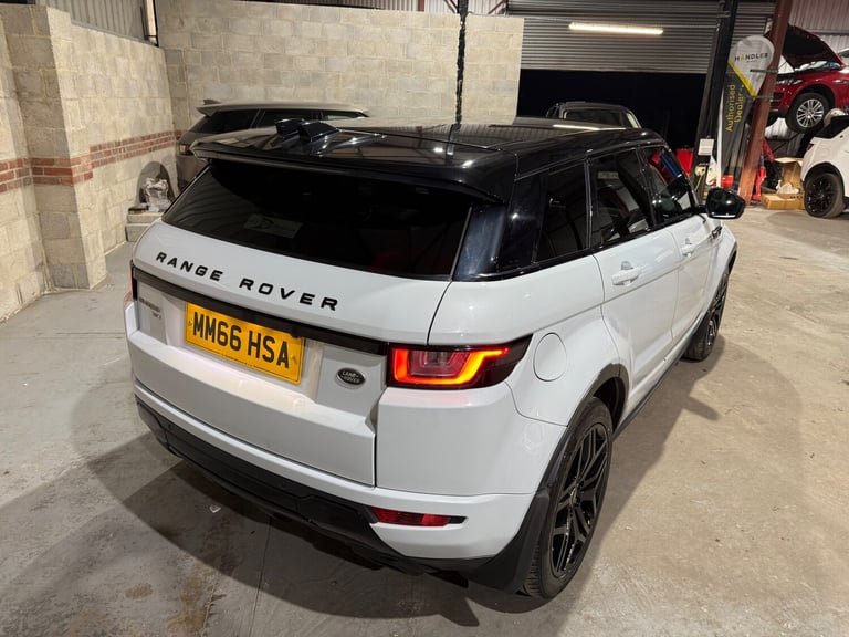 2017 Land Rover Range Rover Evoque 2.0 TD4 HSE Dynamic SUV 5dr Diesel Auto 4WD
