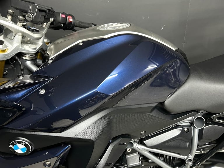 2019 19-PLATE BMW R1250RS EXCLUSIVE 17,048 MILES ** FSH ** FULL LUGGAGE **