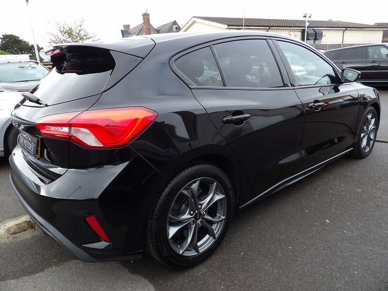 2019 Ford Focus 1.5 EcoBoost 150 ST-Line 5dr Auto HATCHBACK PETROL Automatic