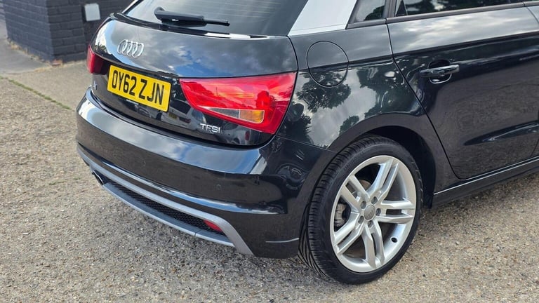 AUDI A1 1.4 TFSI S line Sportback S Tronic Euro 5 5dr 2012