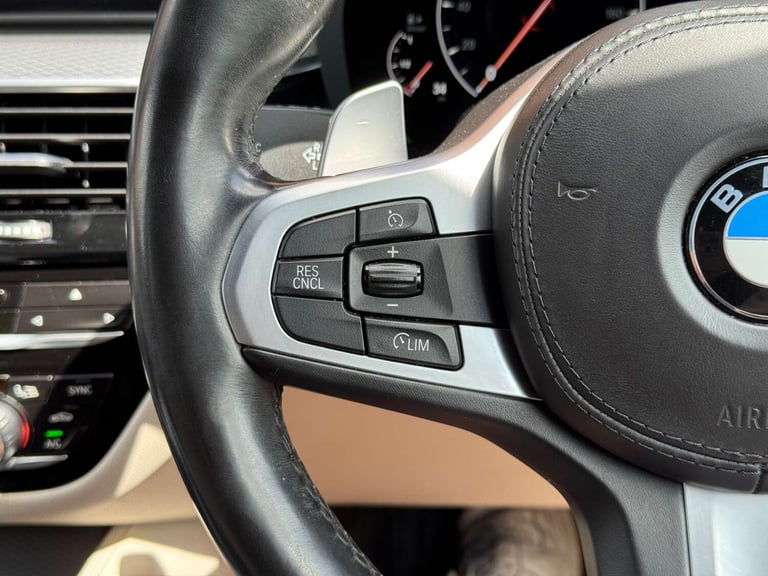 2018 BMW 5 Series 520d xDrive M Sport 5dr Auto ESTATE DIESEL Automatic