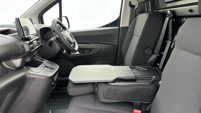 2025 Citroen Berlingo 1.5 BlueHDi 130ps Van Driver EAT8 PANEL VAN DIESEL Automatic