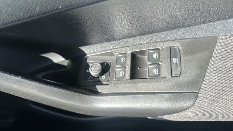 2022 Volkswagen Polo 1.0 Life 5dr Petrol Hatchback Hatchback Petrol Manual