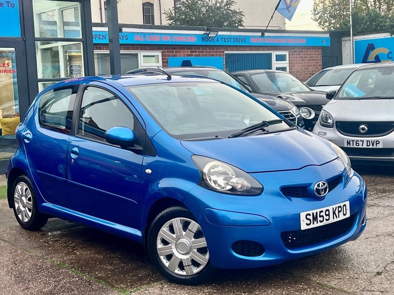 2009 Toyota AYGO 1.0 VVT-i Blue Hatchback 5dr Petrol MultiMode Euro 4 (67 bhp) HATCHBACK Petrol A...