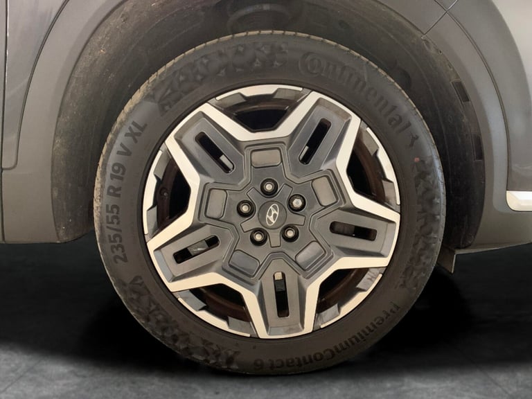 2023 Hyundai Santa Fe 1.6 TGDi Plug-in Hybrid Premium 5dr 4WD Auto ESTATE PETROL/ELECTRIC Automatic