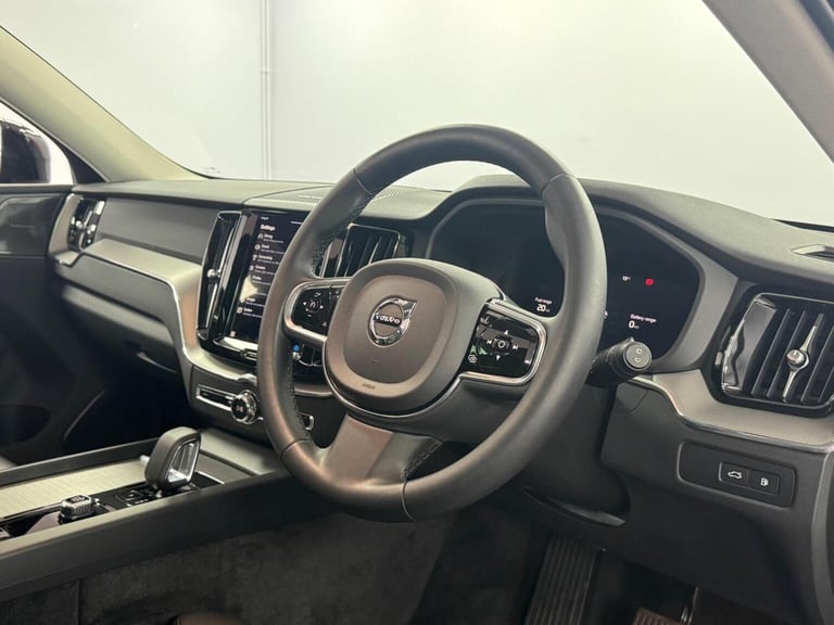 VOLVO XC60 2.0h T6 Recharge 18.8kWh Plus Auto AWD Euro 6 (s/s) 5dr 2024