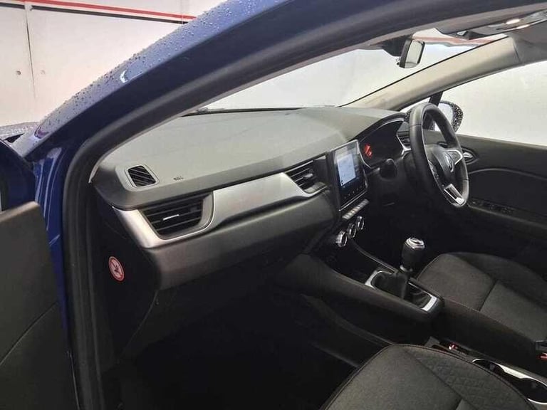 2022 Renault Captur 1.3 TCe Iconic SUV 5dr HATCHBACK Petrol Manual