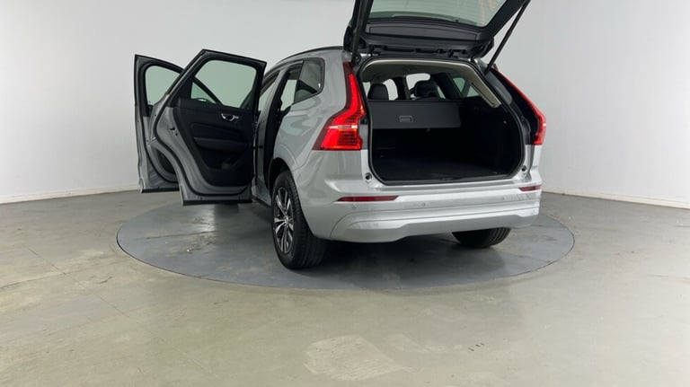2023 Volvo XC60 Core, B5 AWD Mild hybrid, Petrol Estate Petrol Automatic