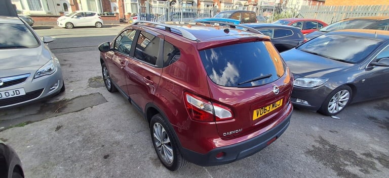 2013 Nissan Qashqai 1.6 dCi Tekna 5dr [Start Stop] HATCHBACK DIESEL Manual