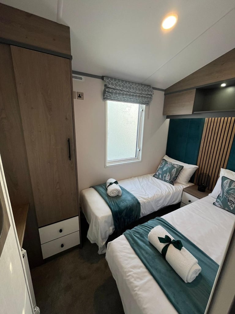 Atlas Status in East Riding of Yorkshire  - Lodge / Caravan 