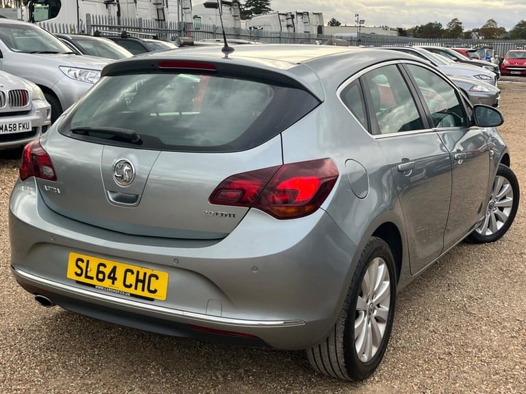 2014 Vauxhall Astra 2.0 CDTi ecoFLEX Elite Euro 5 (s/s) 5dr Hatchback Diesel Manual