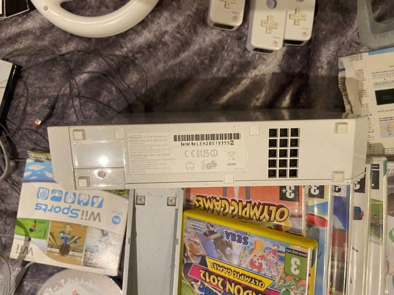 Nintendo Wii console Bundle