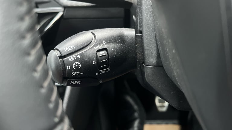 2023 Peugeot 2008 1.2 PureTech 130 Allure Premium+ 5dr HATCHBACK PETROL Manual