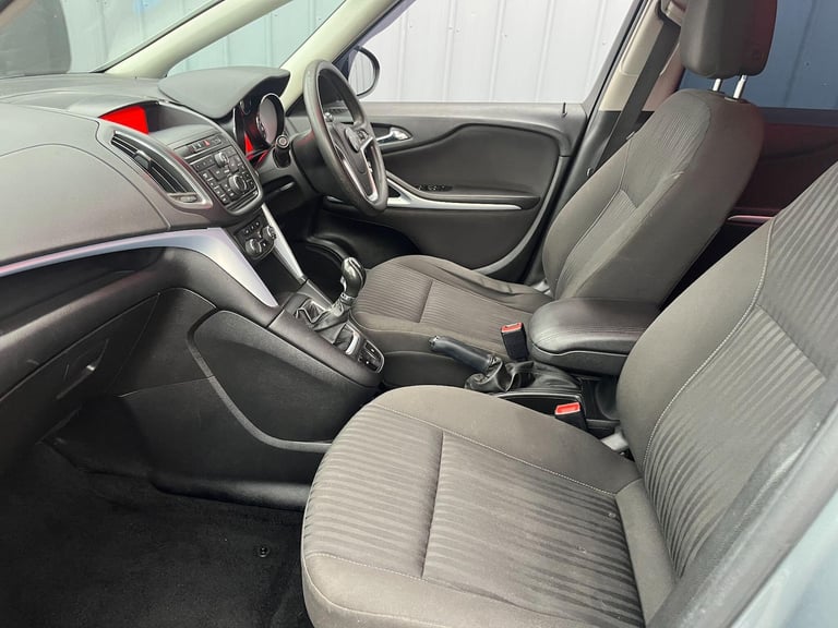 2014 Vauxhall Zafira Tourer 2.0 CDTi Exclusiv Euro 5 5dr MPV Diesel Manual