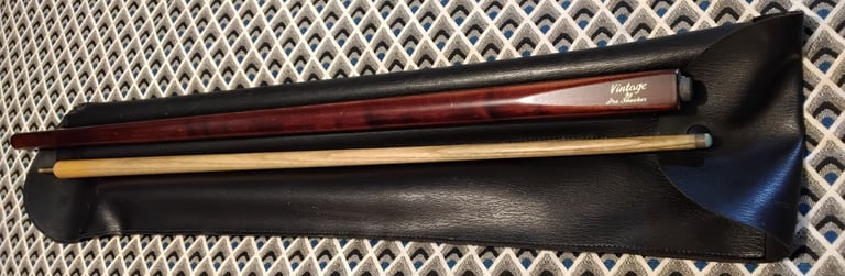 Pro snooker cues & cases,no dispatch viewing welcome Gateshead, 