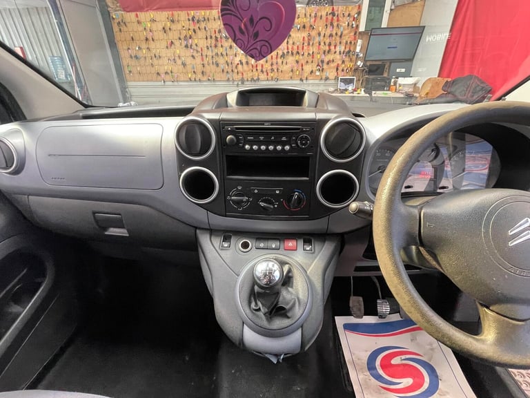 2009 Citroen Berlingo Berlingo Multispace VTR HDi 75 Camper DIESEL Manual