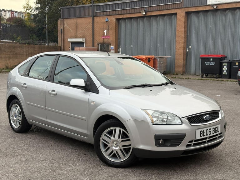 2006 Ford Focus 1.6 Ghia 5dr HATCHBACK Petrol Automatic