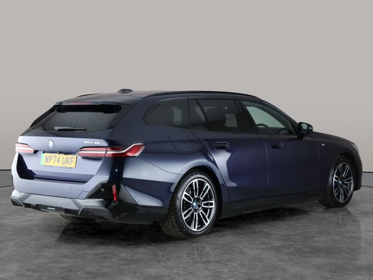 2024 BMW i5 40 83.9kWh M Sport Touring 5dr Electric Auto eDrive (11kW Charger) (340 ps) Estate El...