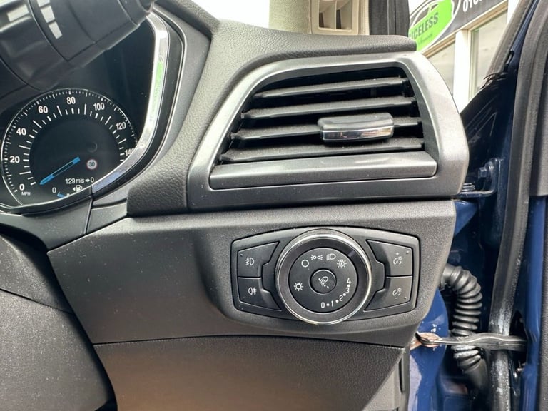 2014 64 FORD MONDEO 2.0 TDCI TITANIUM HATCHBACK 5DR DIESEL MANUAL EURO 6 (S/S) (