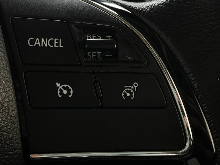 2020 Mitsubishi Outlander 2.0 MIVEC Exceed CVT 4WD Euro 6 (s/s) 5dr ESTATE Petrol Automatic
