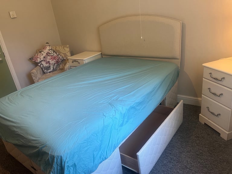 Double bed