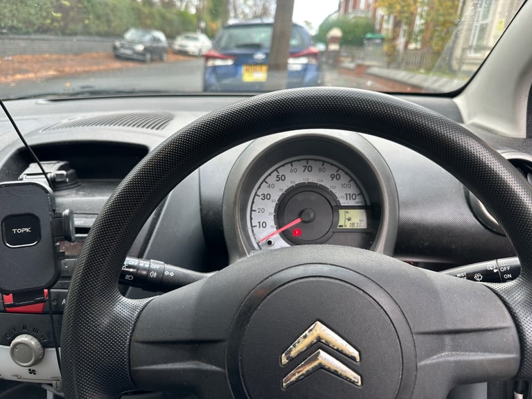 Citroen, C1, Hatchback, 2011, Manual, 998 (cc), 5 doors